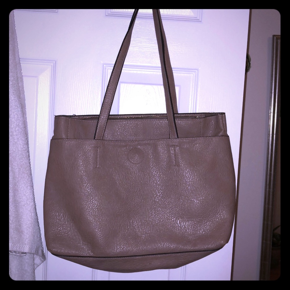 Beige tote bag